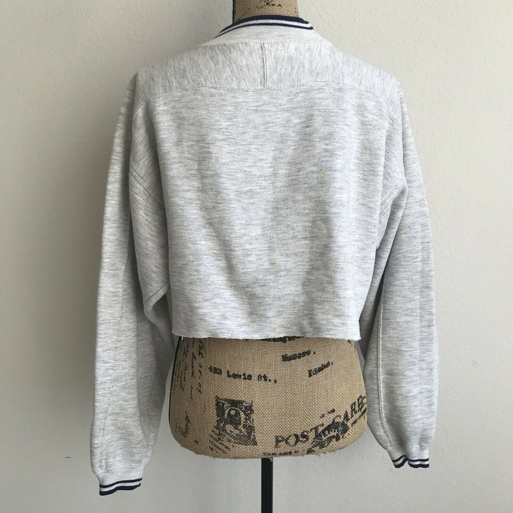 Vintage 90s Mickey Mouse World Tour Sweatshirt Adult Medium Cropped Disney Wear - Picture 6 of 11